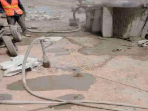 荔城水泥混凝土路面板底注浆技术 路面脱空注浆整治方案